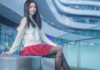 吊带+源纱希喵喵喵=图库最新公式，快来见证这场“火花四溅”的时刻！