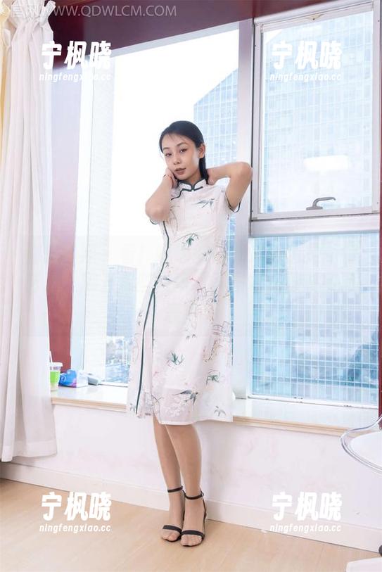 物恋传媒-嘟嘟 物恋传媒 - 看!嘟嘟的高跟凉鞋也是一门艺术,撇开那些技巧,美图才是最诚实的表达。