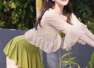 秀人网 – 小热巴的飒爽模样和婀娜身姿，真没想过这会成为图库里的宝藏资源。