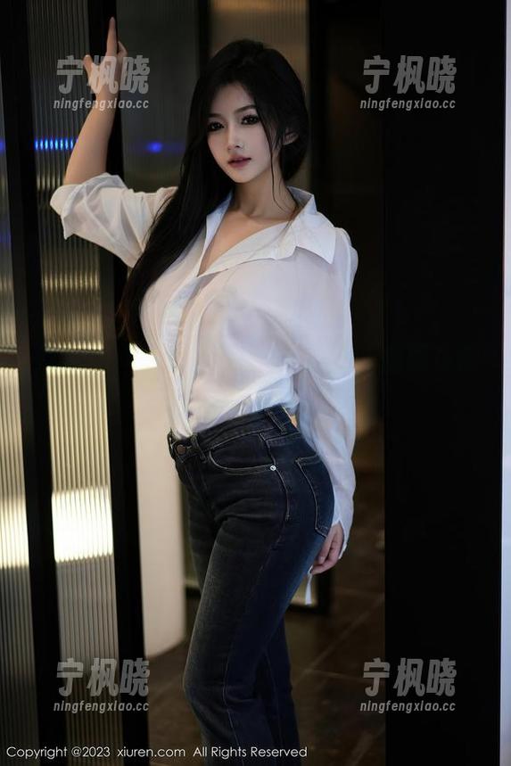 秀人网-是小逗逗 秀人网 - 是小逗逗的自拍作品,原图仿佛是段独白~