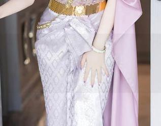 秀人网 – 图册里的新鲜感：王婉悠Queen与她的棉袜，意外的搭配！