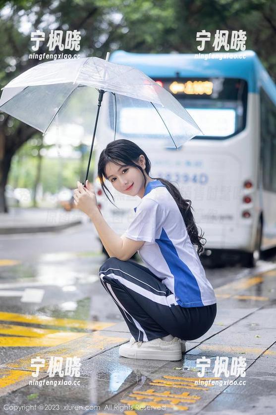 秀人网-言沫 秀人网 - 言沫穿黑丝,是在销售时髦吗?原图给你,图包还在这边等你。