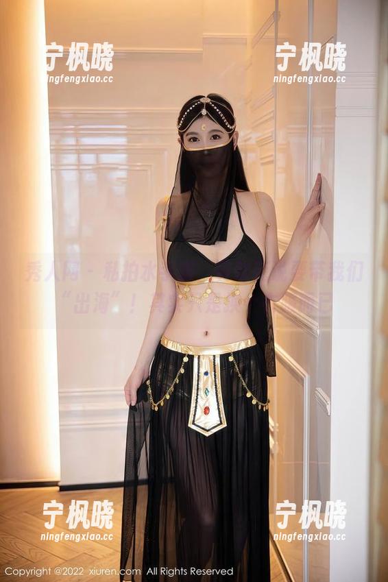 秀人网 - 私拍水手服，黄歆苑说要带我们“出海”！其实只是换个衣服而已