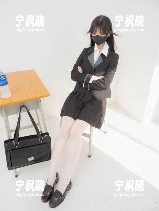 紧急企划 - 林书辞的天台分享，隐藏着更多值得挖掘的高清瞬间