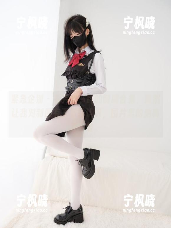 紧急企划 - 看完林书辞的制服合集，竟然让我对制服有了新的认识，图片里的他真不一般。