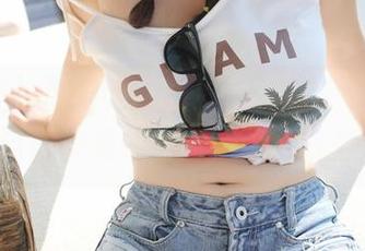 美媛馆 – 体操服的照片分享，伊小七MoMo这回光线打得好，恰到好处啊。
