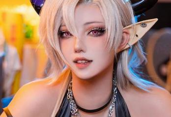 图集时间！菌烨tako的裸足，看完你会不会想也试试？