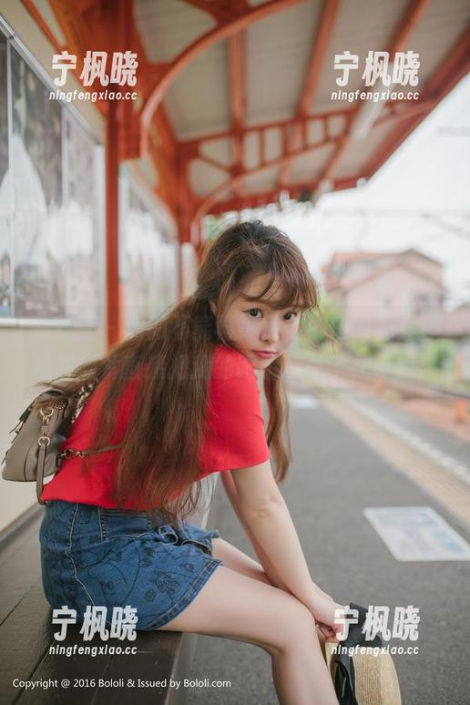 菠萝社 - 房间不能再热了，柳侑绮的女神福利图片直接把我的眼睛烧焦了，求救！