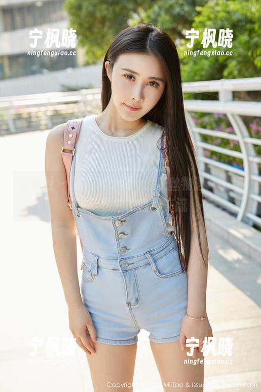 蜜桃社 - 梦乃Mandy的灰丝物语：一场关于私拍的轻松交流