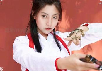 蜜桃社 – 琉璃lily的比基尼随便看，这个套图，轻松就能免费获得！