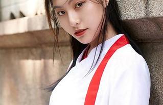 蜜桃社 – 又来了！露西Lucy的美图更新，天使们默默为她欢呼！