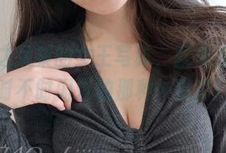 翻看迷之呆梨的女王写真，就像在掘金，时不时闪过的那种…精彩！