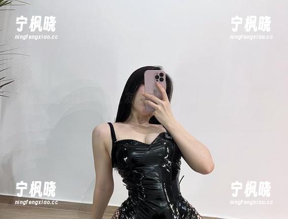 微密圈 - 铁锤姐姐的女友图鉴，合集来啦！搬砖也要看美图！