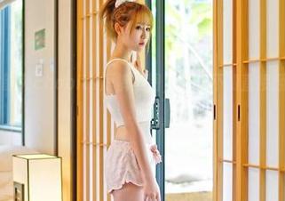 青豆客 – 黄歆苑chobits短裤美图，下载不如直接翻牌，一见如故。