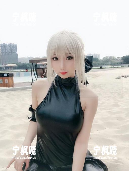 来自鬼畜瑶在不在w的睡衣奇观，高清原图一看就想收藏！