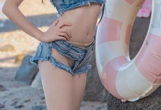 温柔浪花下的黏黏团子兔，泳装作品集最新上架！